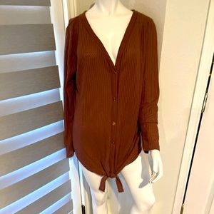 Button up front and tie at waist lightweight textured top